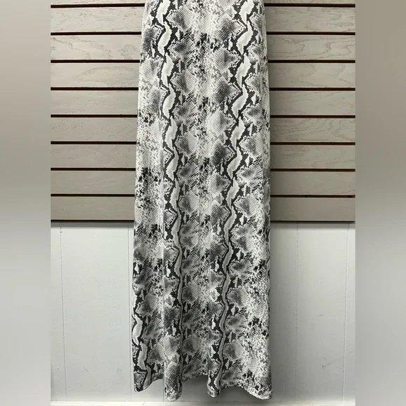 Nina Leonard Black and White Reptile Print Dress - Picture 6 of 7